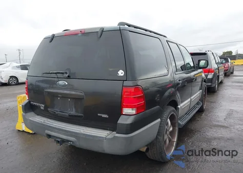 2005 Ford Expedition Xlt z USA, uszkodzony, nr VIN 1FMPU15535LA63169